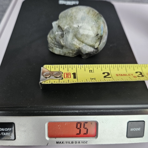 Labradorite Crystal Skull - Picture 4 of 5